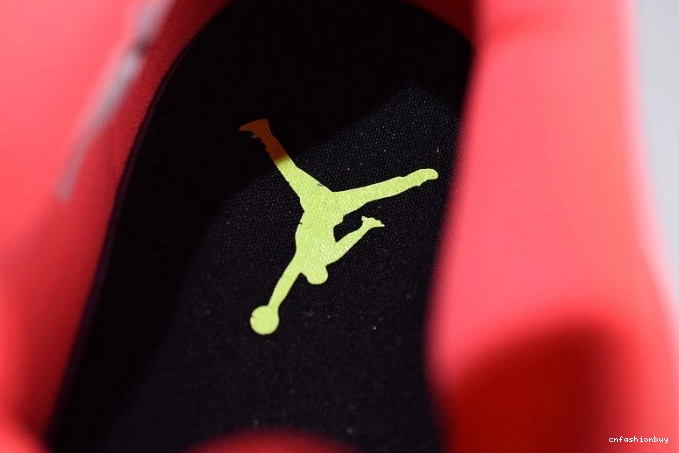 Jordan 4 NRG Hot Punch